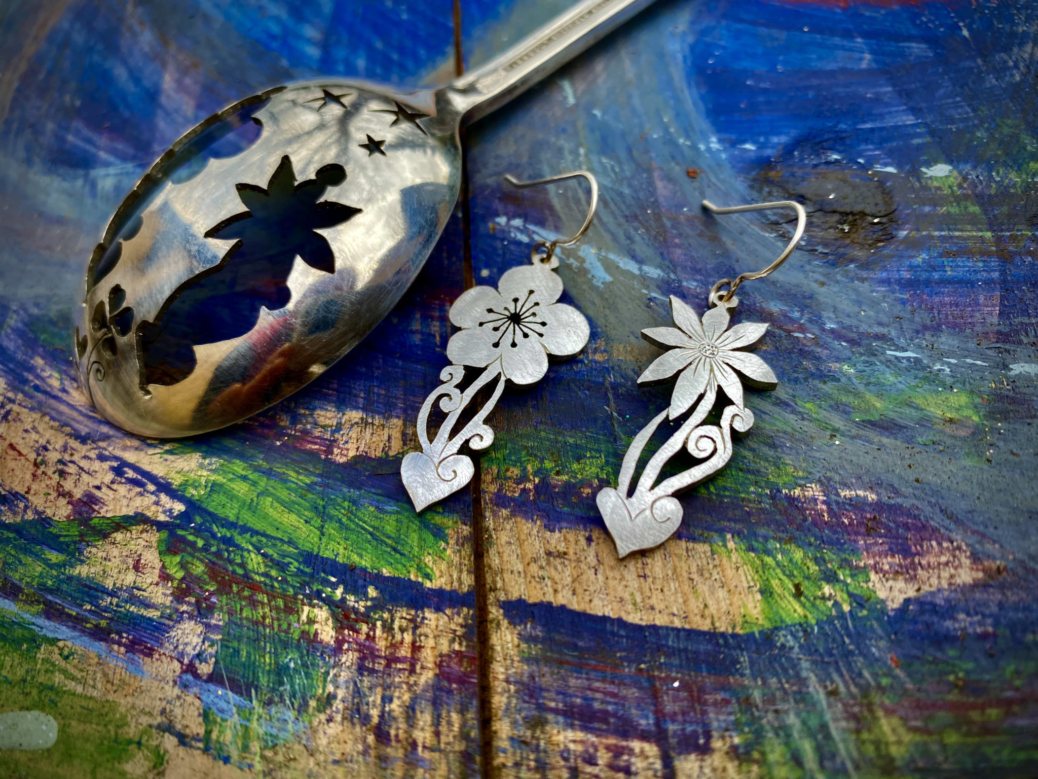 love flowers earrings made from old discarded spoons