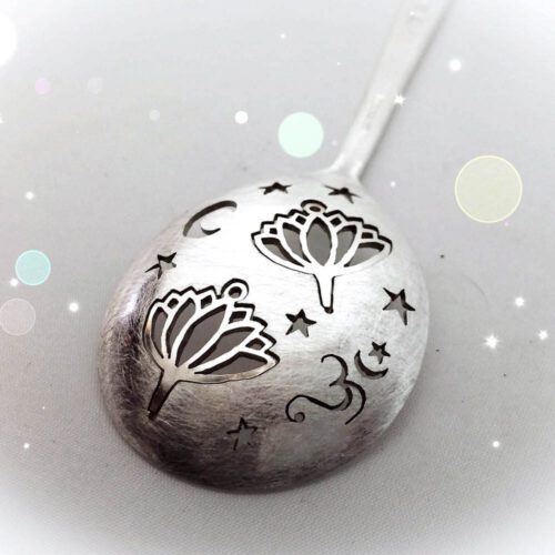 Complete with the finest sterling silver ear wires and the actual 'donor' spoon which closely connects the wearer to the interesting prior history and green, ethical origins.