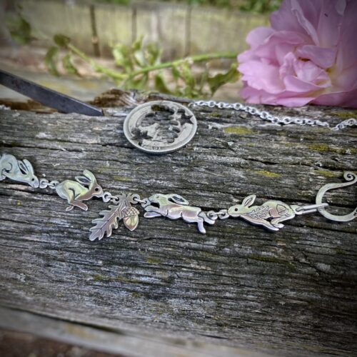 Le Lapin et le Lièvre Necklace - Image 4