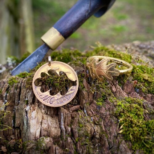 22ct Gold recycled original oak leaf ring
