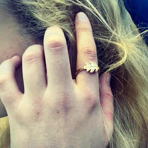22ct Gold recycled original oak leaf ring