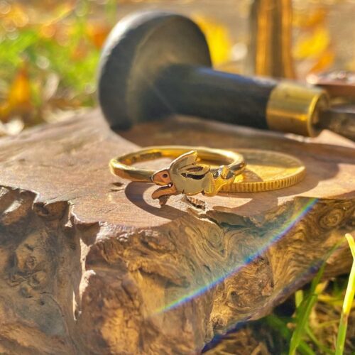 Gold hare ring - handcrafted and recycled 100 year old 22ct gold half sovereign coin
