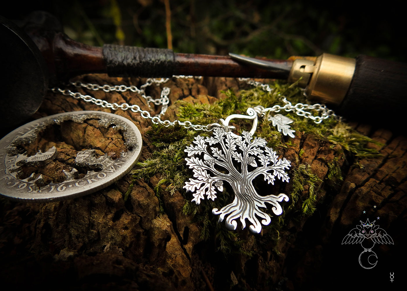 Oak tree necklace - handcrafted and recycled silver Half Crown coin